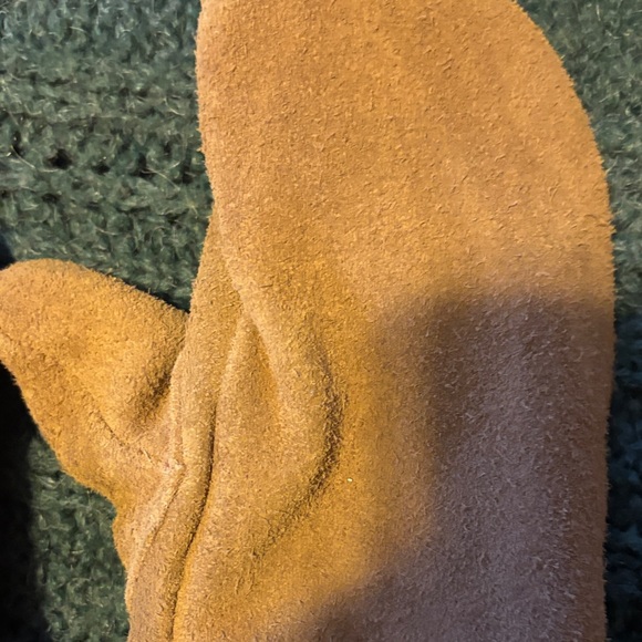 RYSY SHORT CUFF MITTEN IN BROWN - Picture 8 of 15